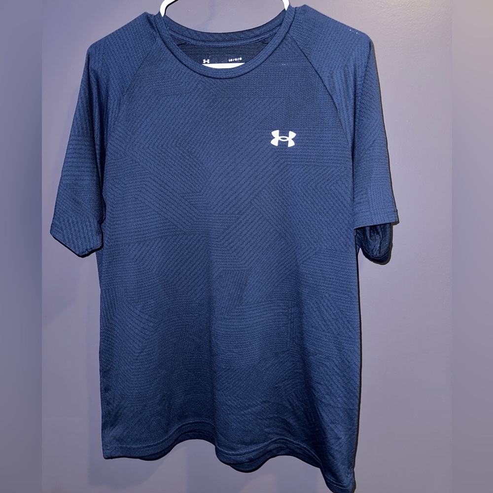 Navy Under Armour Men’s Workout Tee